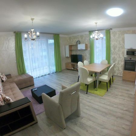 South Coast Apartments Sjumen Eksteriør bilde