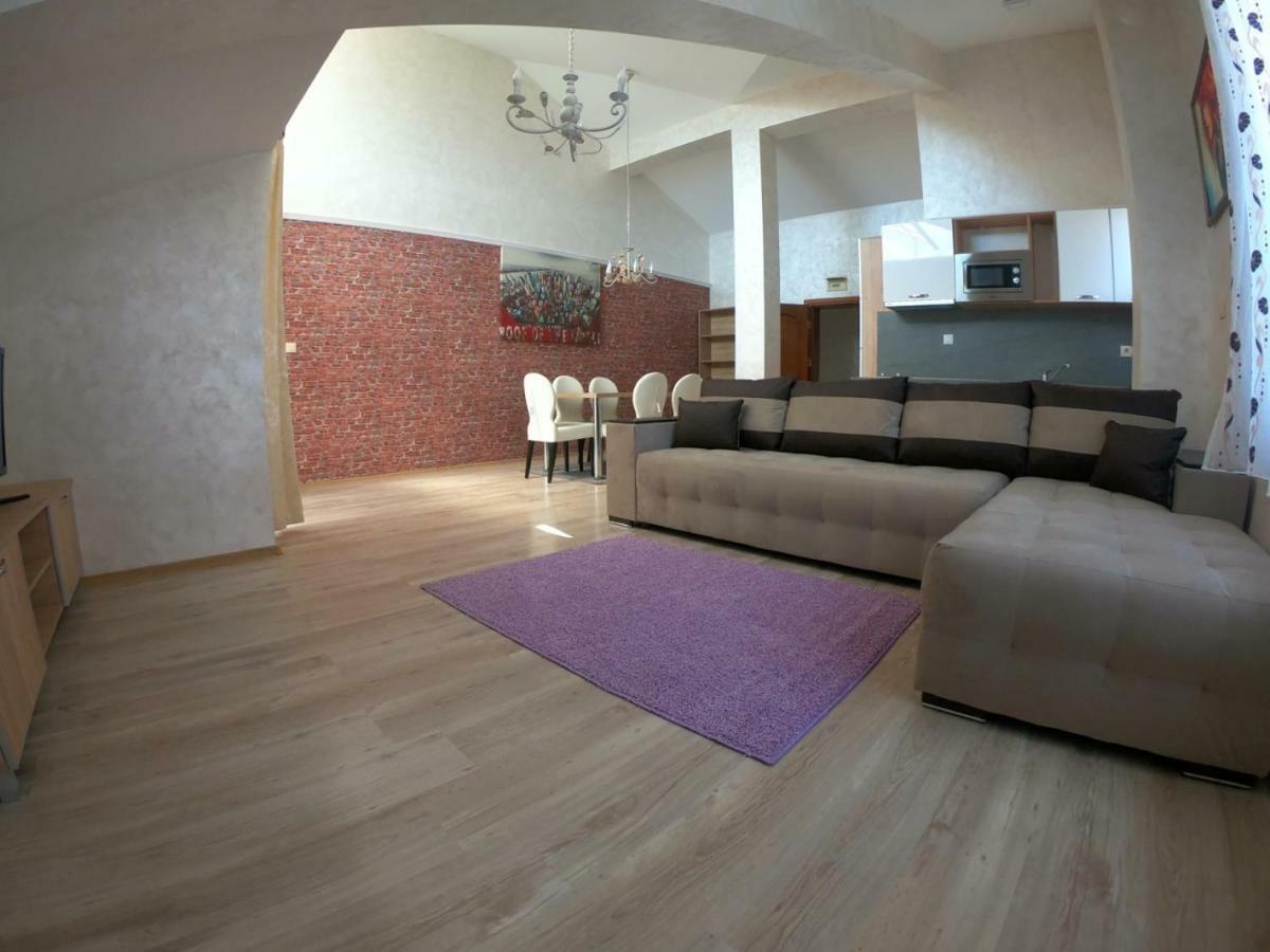 South Coast Apartments Sjumen Eksteriør bilde
